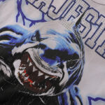 编号MA018，批67，MAJESTIK The World Shark Graphic烫钻做旧短袖