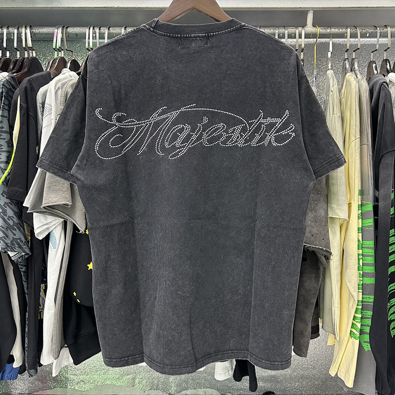 MA001P70，MAJESTIK Bulldog Football Graphic Crop Tee烫钻