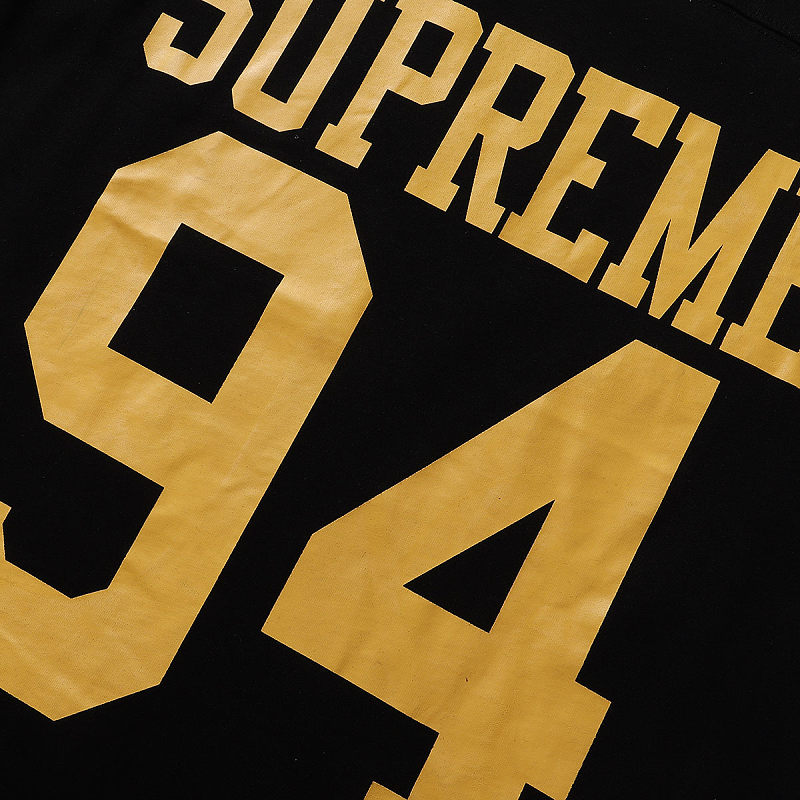 3034 p80 Supreme SS25 WEEK8 Split S/S Football Top 拼接图案罗纹圆领短袖美式潮流足球衣 男女同款 黑色 smlxl