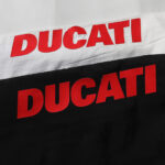 Supreme x DUCATI 联名款 SS24 WEEK16 TRACK PANT  Logo印花撞色设计针织运动裤  E2604 p150裤子黑色 白色  SMLXL