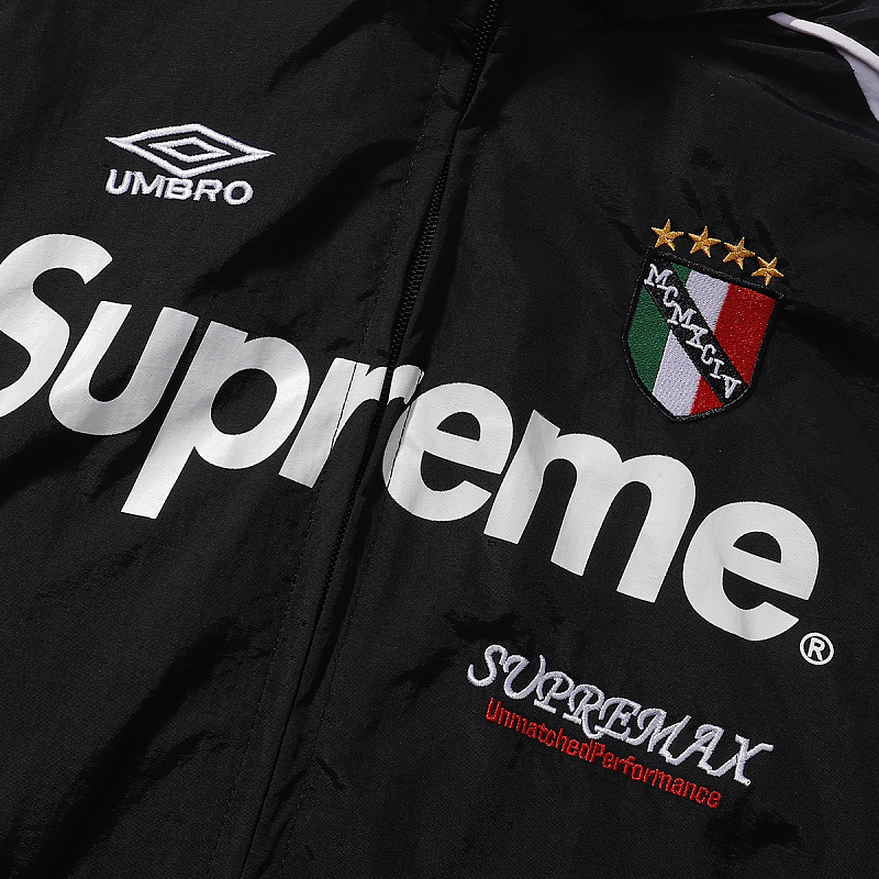 6607 p150Supreme SS22 Week 11 x umbro/茵宝 联名款 Track Jacket 连帽美式潮流夹克黑色 灰色 藏青色 SMLXL尺码 S M L XL