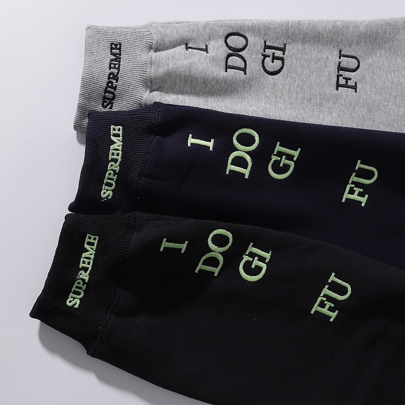 8616 P115 sup拉链卫衣 黑色夜光刺绣  灰色黑色藏青SMLXL 尺码表 尺码 S M L XL 胸围 60 62 64 66 衣长 70 72 74 76肩宽58 60 62 64