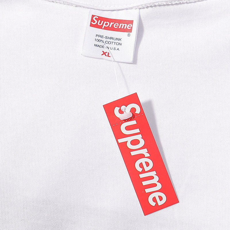 3010 p63 supreme 白色 SMLXL  尺码 肩宽 胸围 衣长 S 52 56 70 M 54 58 72 L 56 60 74 XL 58 62 76