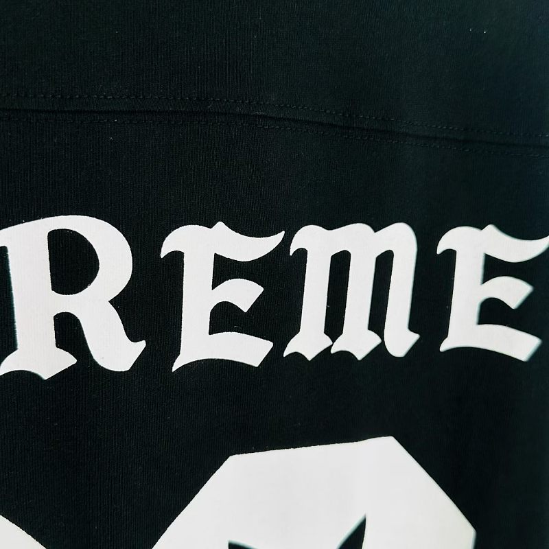 P65-9098# Supreme 联名款SS26  88号兔子圆领长袖  黑色、白色 S-XL