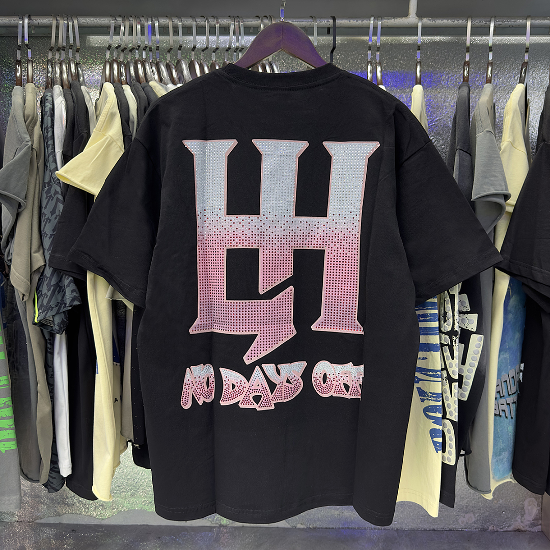 批61，编号LH021，美潮Life Hustlers “Crying Woman”烫钻设计