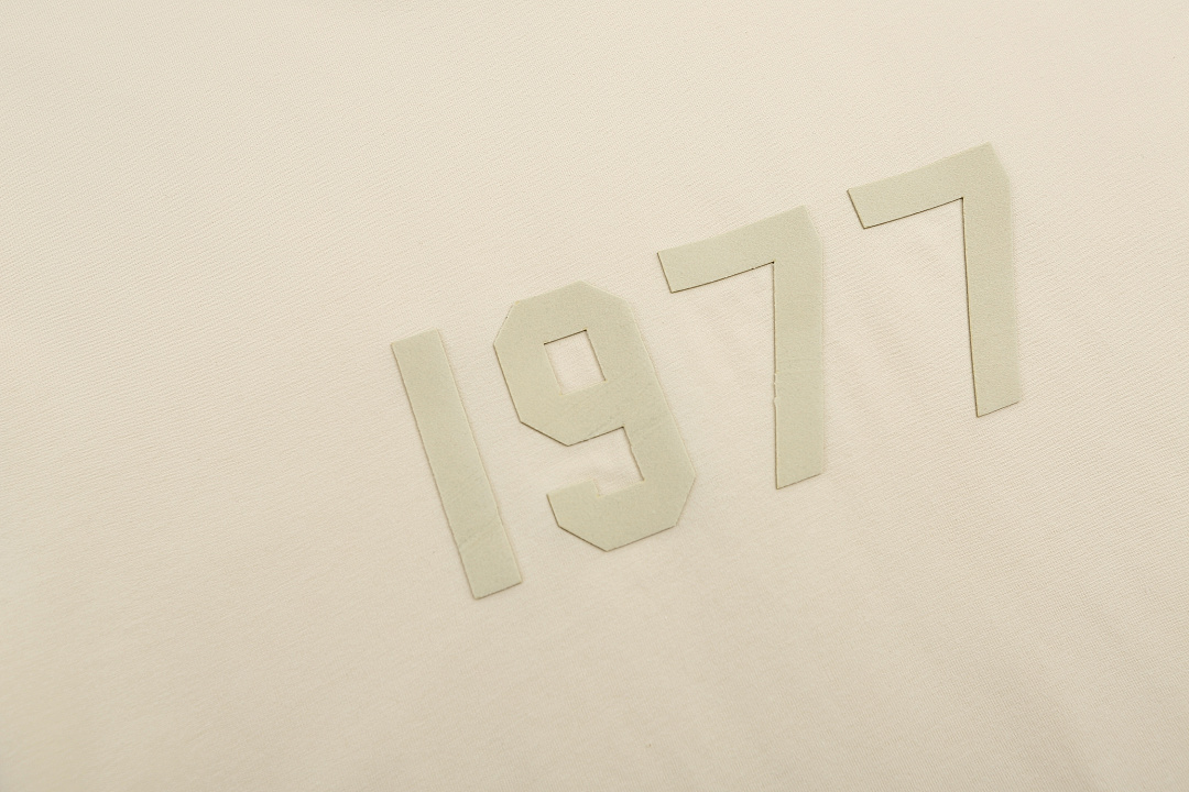 1977# P43
