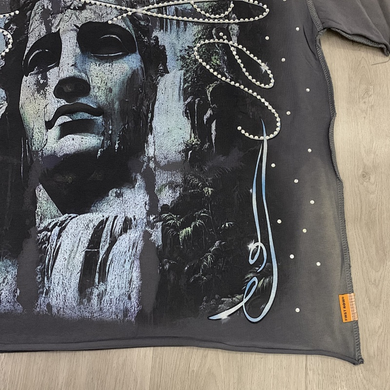 F513# P72 FIRST ROW LOST UTOPIA UNEARTH CROPPED TEE 白墨直喷透气烫钻短袖T恤