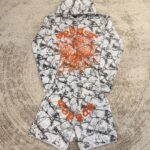 7791#摇粒绒拉链满幅印花白色s-xLp110