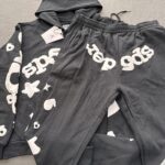 7784#黑色上衣 2684#s~xl p黑色裤子 s~xl p90