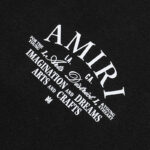 编号972，2024新款美潮AMIRI ARTS DISTRICT小Logo印花简约百搭休闲短袖T恤男女