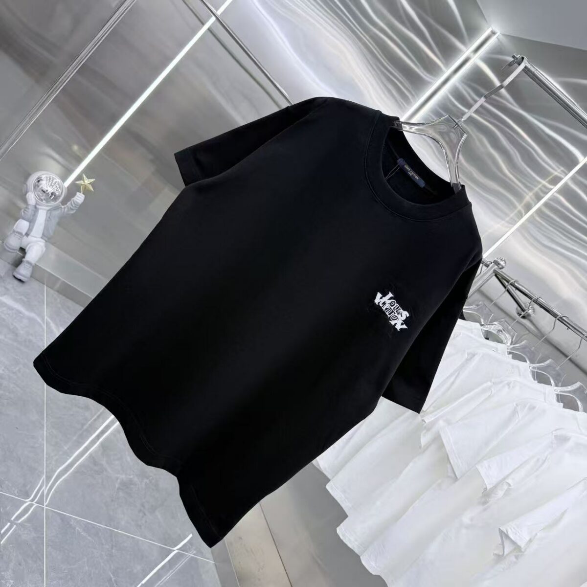 P85 1V 2026秋冬新款重磅360克 重叠字母logo绣花 圆领短袖t恤 上身超舒服🔥男女同款 S M L XL XXL 五个码 黑色 白色 花灰