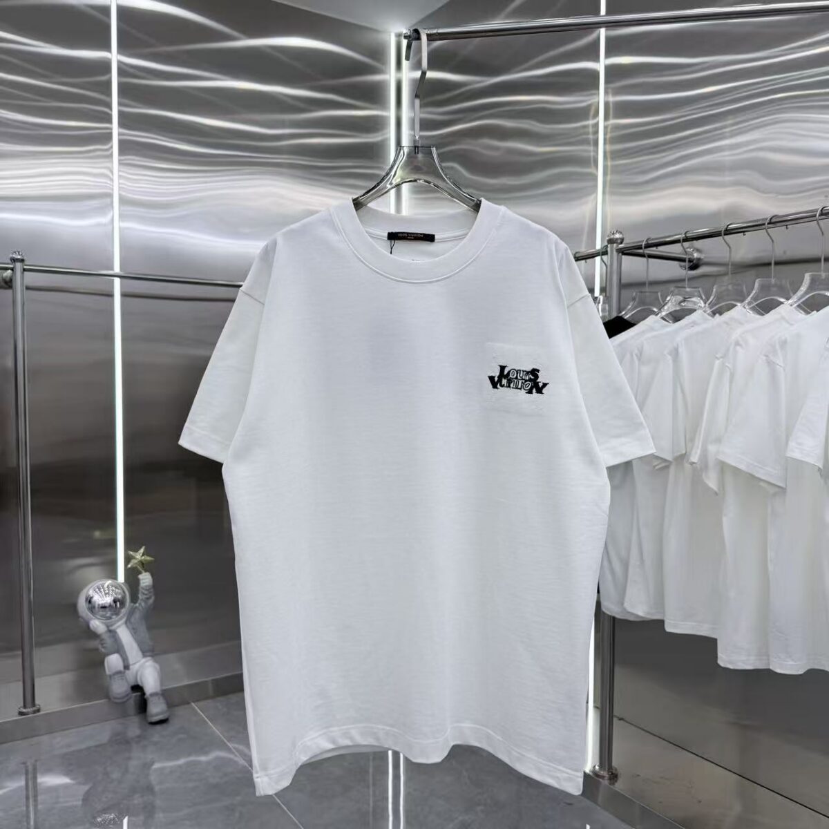 P85 1V 2026秋冬新款重磅360克 重叠字母logo绣花 圆领短袖t恤 上身超舒服🔥男女同款 S M L XL XXL 五个码 黑色 白色 花灰