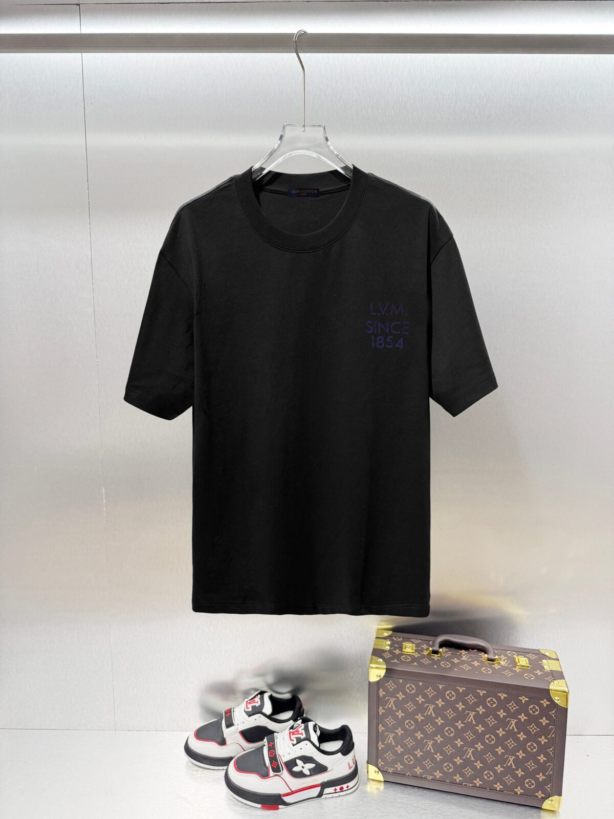P78 Louis Vuitton*路易威登 经典款胸前字母logo绣花🔥短袖T恤✅精品顶级品质工艺‼三标齐全 ●320克纯棉 ●进口刺绣 ● 纯棉面料 ●定制1：1商标 ●略宽松版型 ●尺码：XS S M L XL