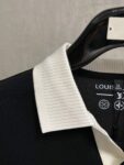 P110 LV 2026春夏新款原单男士翻领Polo衫短袖T恤 柜台同步发售 爆款 ✨简洁时尚百搭 高端品质 ✨胸前logo图案设计 定制丝光珠地棉面料 穿着舒适 透气 档次高很有质感 简单大方得体 时尚不失个性 上身休闲随性 帅气有型 彰显大牌气质。尺码：M-4XL