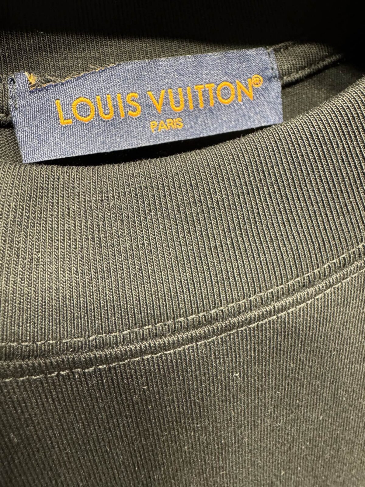 P100 Louis Vuitton 26ss春夏新款 印花圆领短袖 -颜色：黑色 白色 -码数：XS S M L -款号：2669