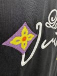 P130 Louis Vuitton 26ss春夏新款 刺绣圆领短袖 -颜色：黑色 白色 -码数：XS S M L
