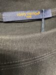 P130 Louis Vuitton 26ss 春夏新款 刺绣圆领短袖 -码数：XS S M L -颜色：黑色 白色