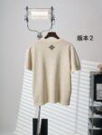 P150 【实物挂拍】LV/路易威登 字母提花标识针织圆领短袖（版本2） 【现货】S M L XL 正品8500购入开发，定染40支精疏棉纱，采用德国进口（SOTO）16织机，毛料提花，毛料酵洗，定制1：1商标，合身版型 建议手洗（本产品为毛料织造而成不易机洗）