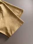 P150 LV高品质26ss新款男款短袖T恤衫精梳棉质纱线纺棉布面料制作，出入专柜毫无压力 独家控原材料 掂起来手感份量十足，上身也比普通T更加有质感，这种质地能应对天气自如，冷热皆宜！宽松版型设计。 尺码：M到4XL
