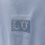 P75 LV* 2026新款 精致绣花小logo 300g短袖t恤 宽松版型男女同款 尺码 S M L XL XXL 黑色 白色 浅蓝
