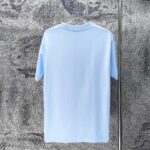 P75 LV* 2026新款 精致绣花小logo 300g短袖t恤 宽松版型男女同款 尺码 S M L XL XXL 黑色 白色 浅蓝