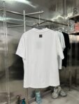 P65 LV SS26 早春男士新款短袖 珠管绣花圆领上衣 尺码S M L XL