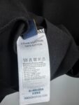 weigou_173166_8_286fd8dfbf P85 LV 路易威登 短袖圆领T恤 280g 纯棉 手感质感都极完美!裁剪设计干净利落!简单又好看!走线做工非常精致!版型效果超赞! 采用进口定制定染面料 时尚不失奢华 品质毋庸置疑 上身效果超赞💂🏿 单品任何年龄阶段都可轻松驾驭 简单大方! 颜色:三标齐全 码数:M,L,xL,xxL