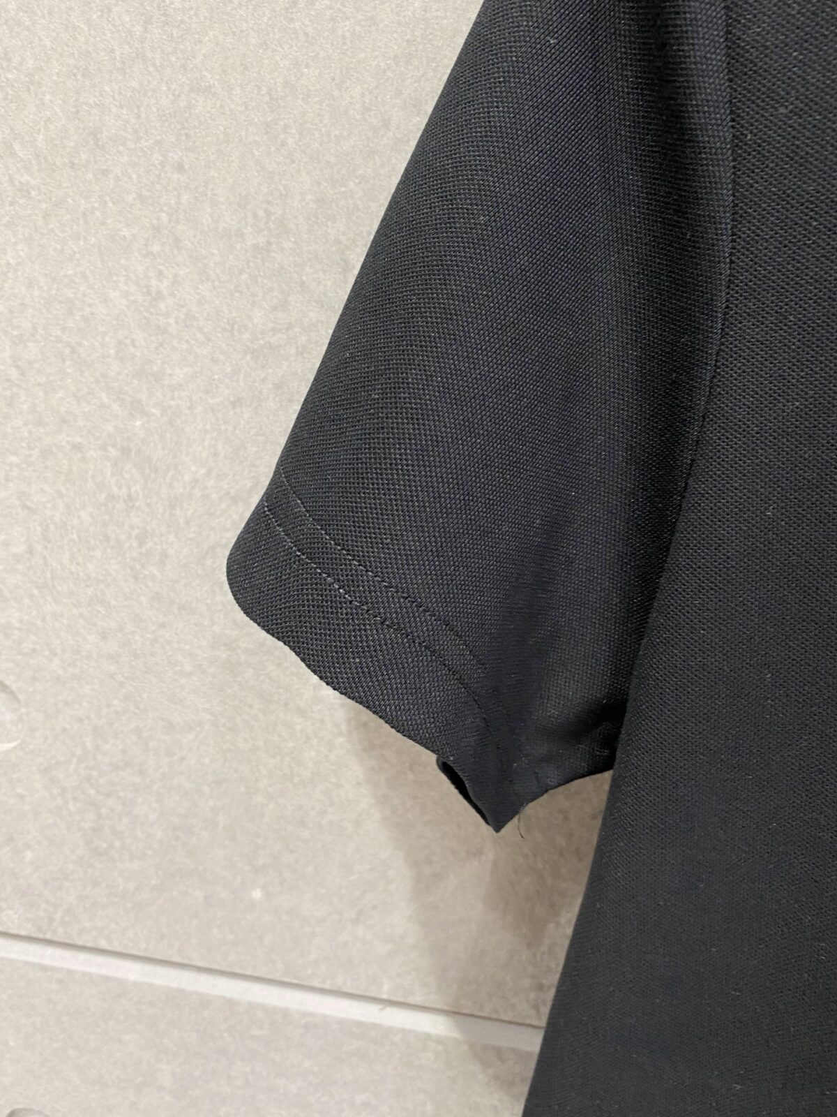 P85 LV*修身版型M-XXXL 2026春夏最新领口提花polo短袖，高端品质专柜原单翻领援助，顶级制作烫钻工艺进口面料，专柜款独特设计，采用进口高端订制进口丝线手感一流！官网在售！码数：M-XXXL