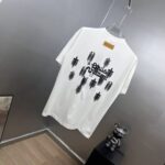 weigou_174867_2_20b7a14b17 P85 1v~ 路易厚板滴胶 《区别通货面料》双纱纯棉,紧密纱线,短袖tee 上身十分舒适,男女同款半袖,落肩宽松版型 颜色: 黑色 白色 咖啡色 尺码:S(90-130斤) M(125-150斤) L(135-165斤) XL(160-190斤) XXL(185-220斤)