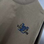 weigou_175057_3_79a3d1a2c6 P85 1v~ 路易厚板滴胶 《区别通货面料》双纱纯棉,紧密纱线,短袖tee 上身十分舒适,男女同款半袖,落肩宽松版型 颜色: 黑色 白色 咖啡色 尺码:S(90-130斤) M(125-150斤) L(135-165斤) XL(160-190斤) XXL(185-220斤)