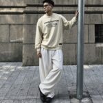 P125 《𝙉𝙚𝙬⚜️LV-路易》 2026*秋冬新款长袖卫衣男女同款 全棉360克做旧炒雪花、发泡印花，贴布绣章 尺码：S M L XL XXL 颜色 粉色 杏色 天蓝色 黑色 立即抢购👉