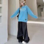P125 《𝙉𝙚𝙬⚜️LV-路易》 2026*秋冬新款长袖卫衣男女同款 全棉360克做旧炒雪花、发泡印花，贴布绣章 尺码：S M L XL XXL 颜色 粉色 杏色 天蓝色 黑色 立即抢购👉