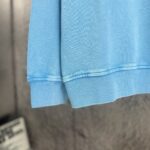 P125 《𝙉𝙚𝙬⚜️LV-路易》 2026*秋冬新款长袖卫衣男女同款 全棉360克做旧炒雪花、发泡印花，贴布绣章 尺码：S M L XL XXL 颜色 粉色 杏色 天蓝色 黑色 立即抢购👉