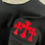 P80 CH*克罗心*2026春夏新款 经典梵文马蹄厚板立体植绒工艺 定制双纱平纹纯棉面料 短袖T恤 男女同款 颜色：黑色 白色 尺码： S （90-130斤） M （120-150斤） L （140-165斤） XL （160-180斤） XXL （180-210斤）