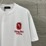 P80 Amiri*埃米尔 2026早春夏季新款 定制平纹纯棉双纱面料 短袖T恤 经典字母植绒工艺 男女同款 颜色：黑色 白色 尺码： S （90-130斤） M （120-150斤） L （140-165斤） XL （160-180斤） XXL （180-210斤）
