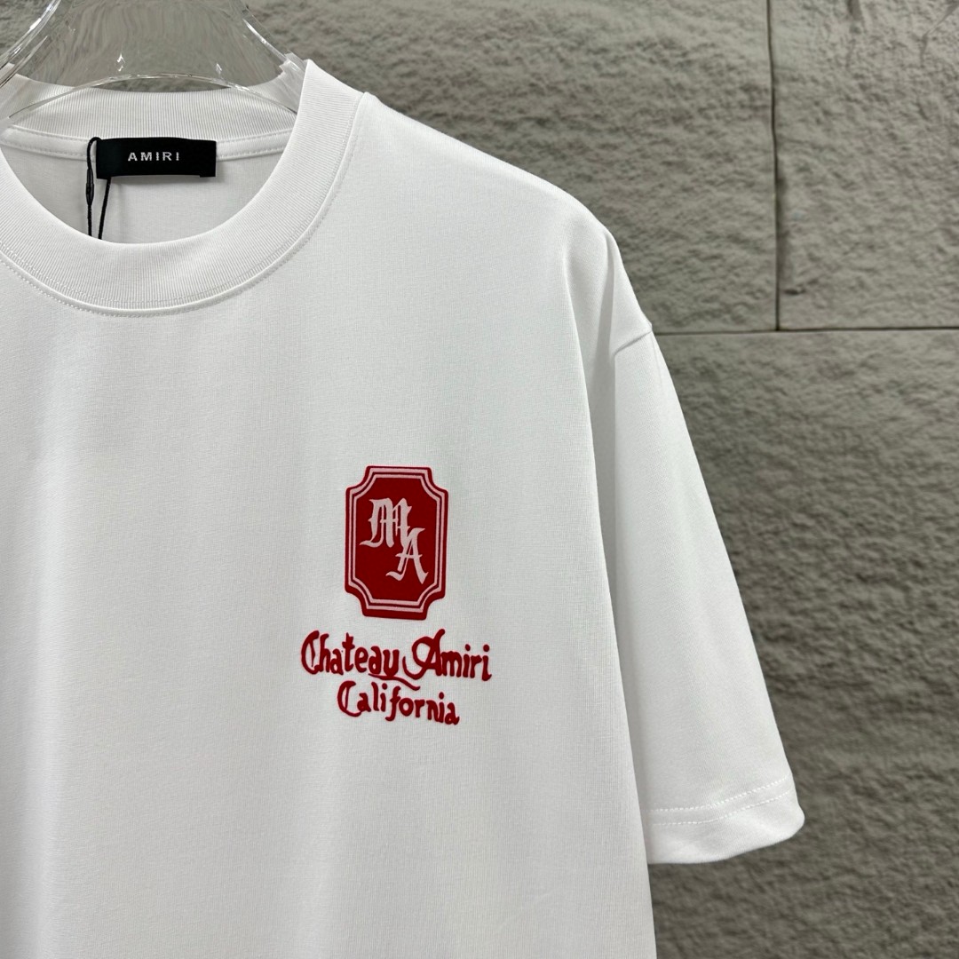 P80 Amiri*埃米尔 2026早春夏季新款 定制平纹纯棉双纱面料 短袖T恤 经典字母植绒工艺 男女同款 颜色：黑色 白色 尺码： S （90-130斤） M （120-150斤） L （140-165斤） XL （160-180斤） XXL （180-210斤）