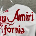 P80 Amiri*埃米尔 2026早春夏季新款 定制平纹纯棉双纱面料 短袖T恤 经典字母植绒工艺 男女同款 颜色：黑色 白色 尺码： S （90-130斤） M （120-150斤） L （140-165斤） XL （160-180斤） XXL （180-210斤）