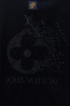 P80 Louis Vuitton*LV2026最新款短袖T恤 材质:采用300g高支高密双纱精梳棉 工艺：宽松版型前后幅重工刺绣🪡 内里贴布刺绣🪡 尺寸:S M L XL XXL 颜色:黑色 款号:M-0018