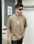 weigou_176604_6_e7abe0dff5 P80 1v~ 路易贴布厚板滴胶工艺 《区别通货面料》双纱纯棉上衣 7A抗菌短袖tee 负离子上身十分舒适,男女同款半袖,落肩宽松版型 颜色: 黑色 白色 咖啡色 尺码:S(90-130斤) M(125-150斤) L(135-165斤) XL(160-190斤) XXL(185-220斤)