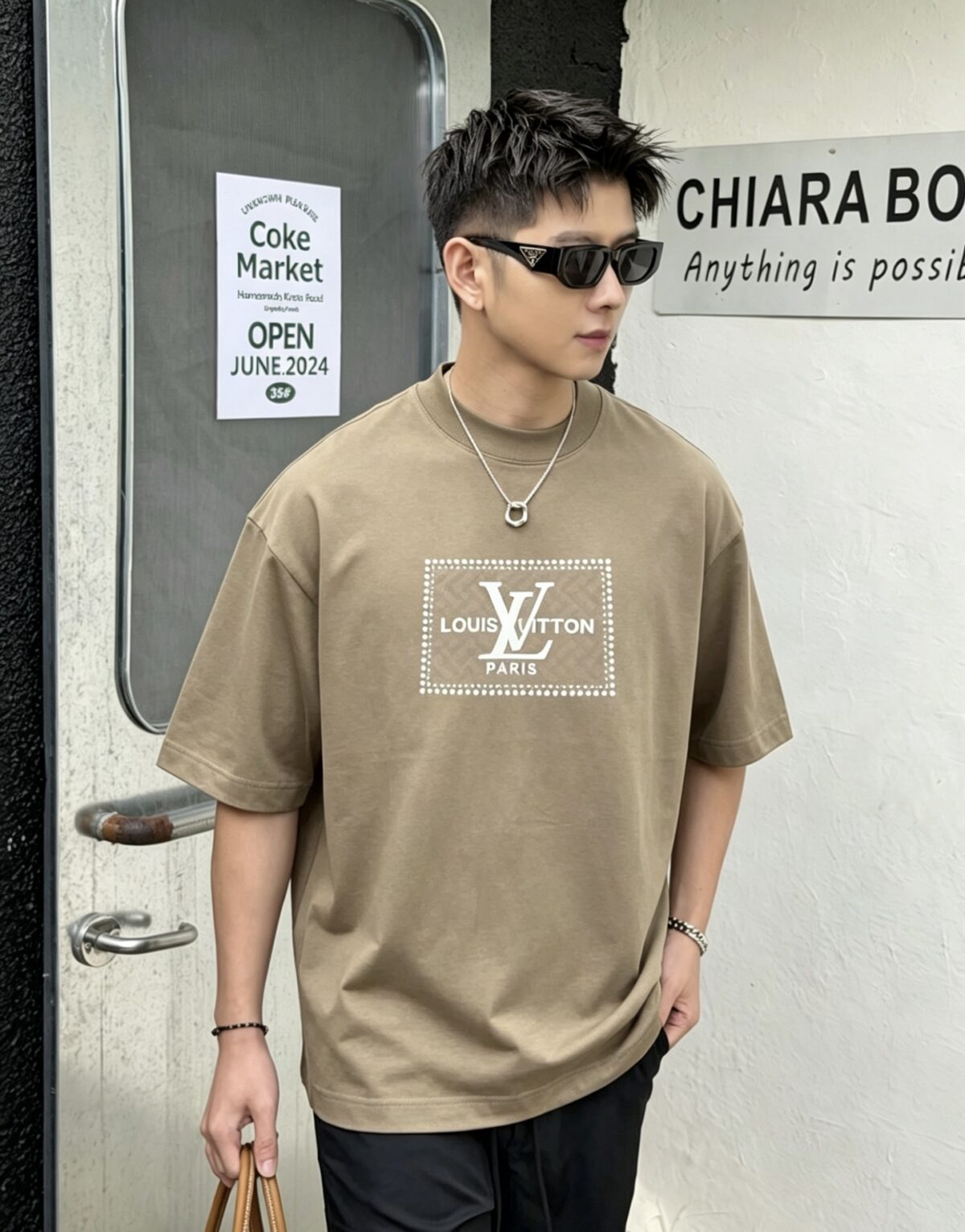 weigou_176604_6_e7abe0dff5 P80 1v~ 路易贴布厚板滴胶工艺 《区别通货面料》双纱纯棉上衣 7A抗菌短袖tee 负离子上身十分舒适,男女同款半袖,落肩宽松版型 颜色: 黑色 白色 咖啡色 尺码:S(90-130斤) M(125-150斤) L(135-165斤) XL(160-190斤) XXL(185-220斤)