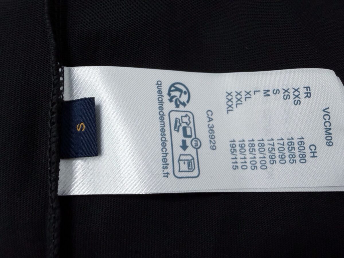 weigou_176749_8_87717491e2 P80 【LOUIS VUITTON】意大利进口珍珠烫钻短袖男女同款! 面料280克双纱 不变形 不脱落 ! 工艺:原版一致走线! 最高版本!无数次的打版 正确版本 男女同款 超级显眼 超级好看 超级大气! 颜色:黑色 白色 尺码:XS-L