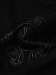 P80 Louis Vuitton/路易威登 烫钻马蹄印花短袖 定做布料 印花辅料细节都是采用 采用280g棉质布料32支精双棉纱平纹 无蚀尘毛艺工处布理面 特拉种捆机器边双锁链包线缝纯棉制定面料 男女同款 Size:S-XL