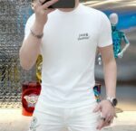 weigou_177921_0_2250562815 P70 品牌: LV (胖子福音)原单男士休闲短袖T恤,2026春夏新品,定制胸前顶级logo 工艺、搭配整件细节 品质及剪裁设计都堪称一流,定制进口丝光棉面料!型格十足,配色轻熟百搭。M-5XL(穿到220斤)