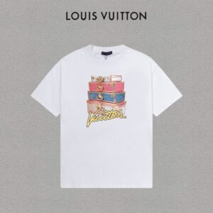 P70 LV/路易威登 印花Logo百搭潮流短袖T恤男女同款 吊牌 领标 水洗唛 三标齐全 定织定染280克精梳棉面料 尺码：S-XXL 颜色：黑色，白色，藏青色