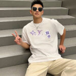 P70 LV/路易威登 印花Logo百搭潮流短袖T恤男女同款 吊牌 领标 水洗唛 三标齐全 定织定染280克精梳棉面料 尺码：S-XXL 颜色：黑色，白色，藏青色