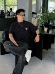 P75 1v～ Lv路易logo刺绣字母 《区别通货面料》7a抗菌短袖tee 上身十分舒适，男女同款半袖，落肩宽松版型 颜色: 黑色 白色 咖啡色 尺码：S（90-130斤） M（125-150斤） L（135-165斤） XL（160-190斤） XXL（185-220斤）