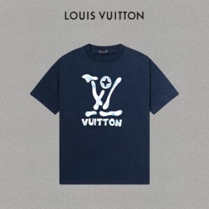 P70 LV/路易威登 印花Logo百搭潮流短袖T恤男女同款 吊牌 领标 水洗唛 三标齐全 定织定染280克精梳棉面料 尺码：S-XXL 颜色：黑色，白色，藏青色