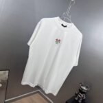 weigou_179815_2_1b5be66e32 P75 1V~路易 花卉刺绣 《区别通货面料》双纱纯棉,紧密纱线短袖tee 上身十分舒适,男女同款,落肩宽松版型 颜色: 黑色 白色 咖啡色 尺码:S(90-130斤) M(125-150斤) L(135-165斤) XL(160-190斤) XXL(185-220斤)