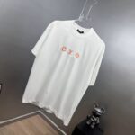 weigou_180073_1_61cf5cbfde P75 1V~路易 三花刺绣 《区别通货面料》双纱纯棉,紧密纱线短袖tee 上身十分舒适,男女同款,落肩宽松版型 颜色: 黑色 白色 咖啡色 尺码:S(90-130斤) M(125-150斤) L(135-165斤) XL(160-190斤) XXL(185-220斤)