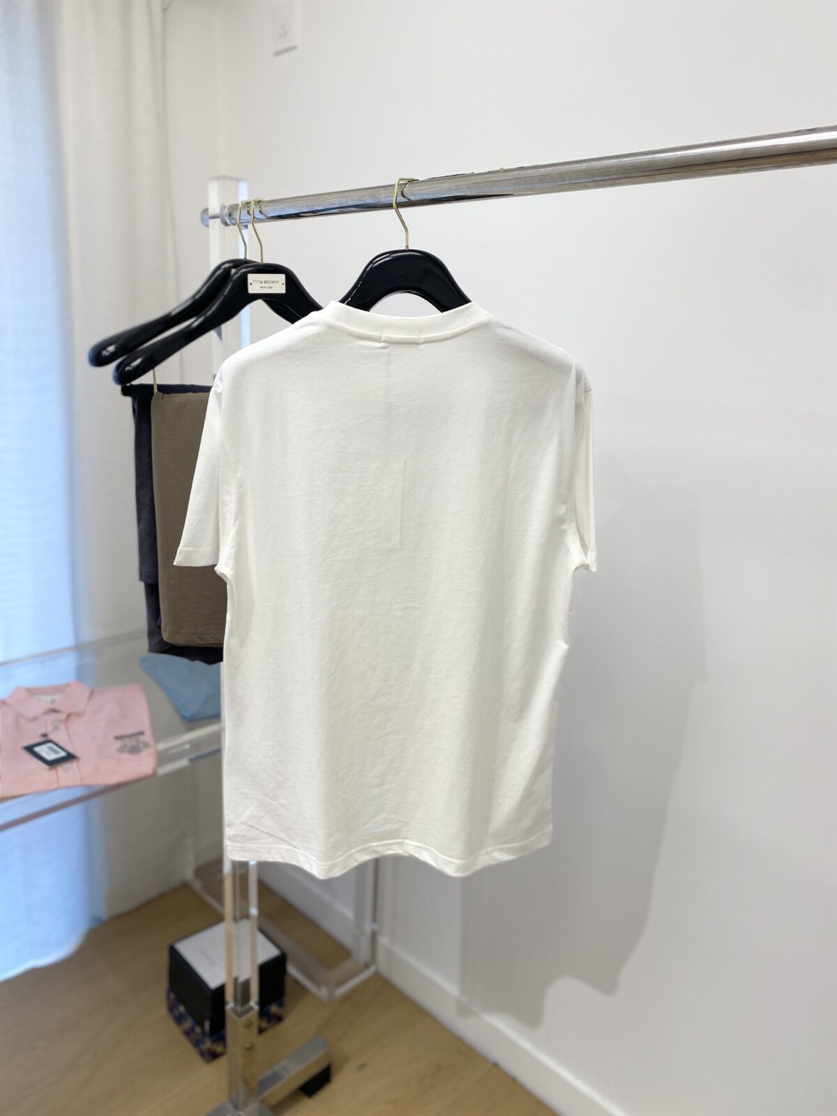P70 迪奥、新品短袖T恤，帅气时尚，胸前图案字母logo，简约百搭款。面料260g特制纯棉 不仅挺括，保持潮流的廓形，又穿着舒适，纱织更细腻，码数S-XXL（宽松版型）